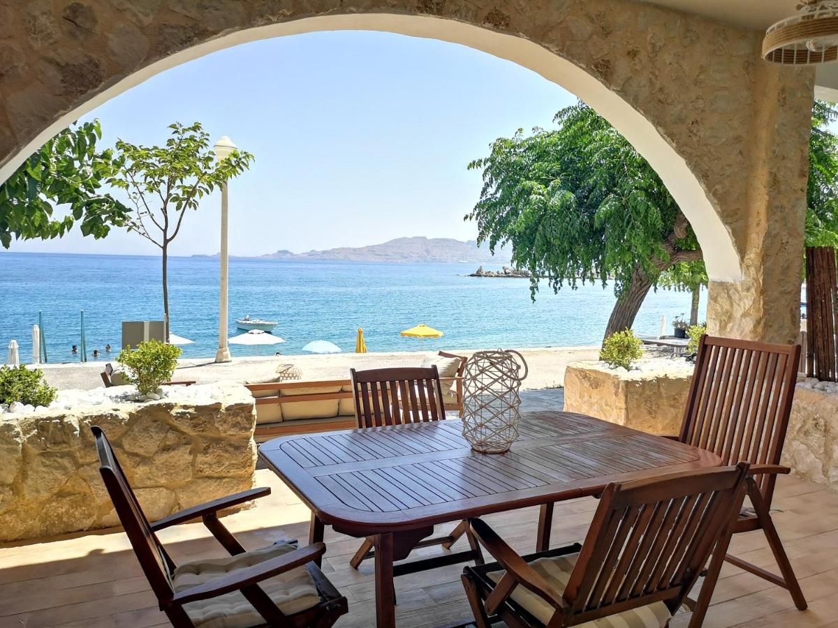 Relax Seaside House Charaki Exterior foto