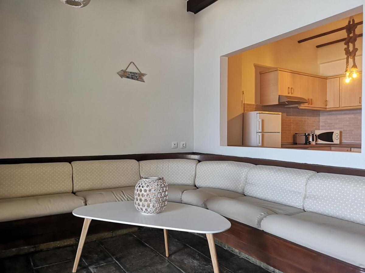 Relax Seaside House Charaki Exterior foto