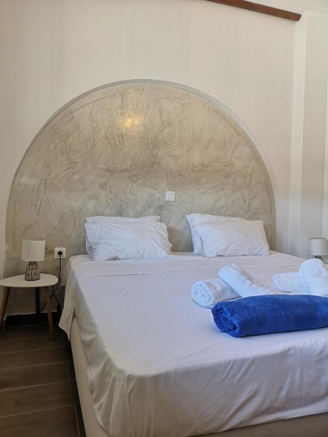 Relax Seaside House Charaki Exterior foto
